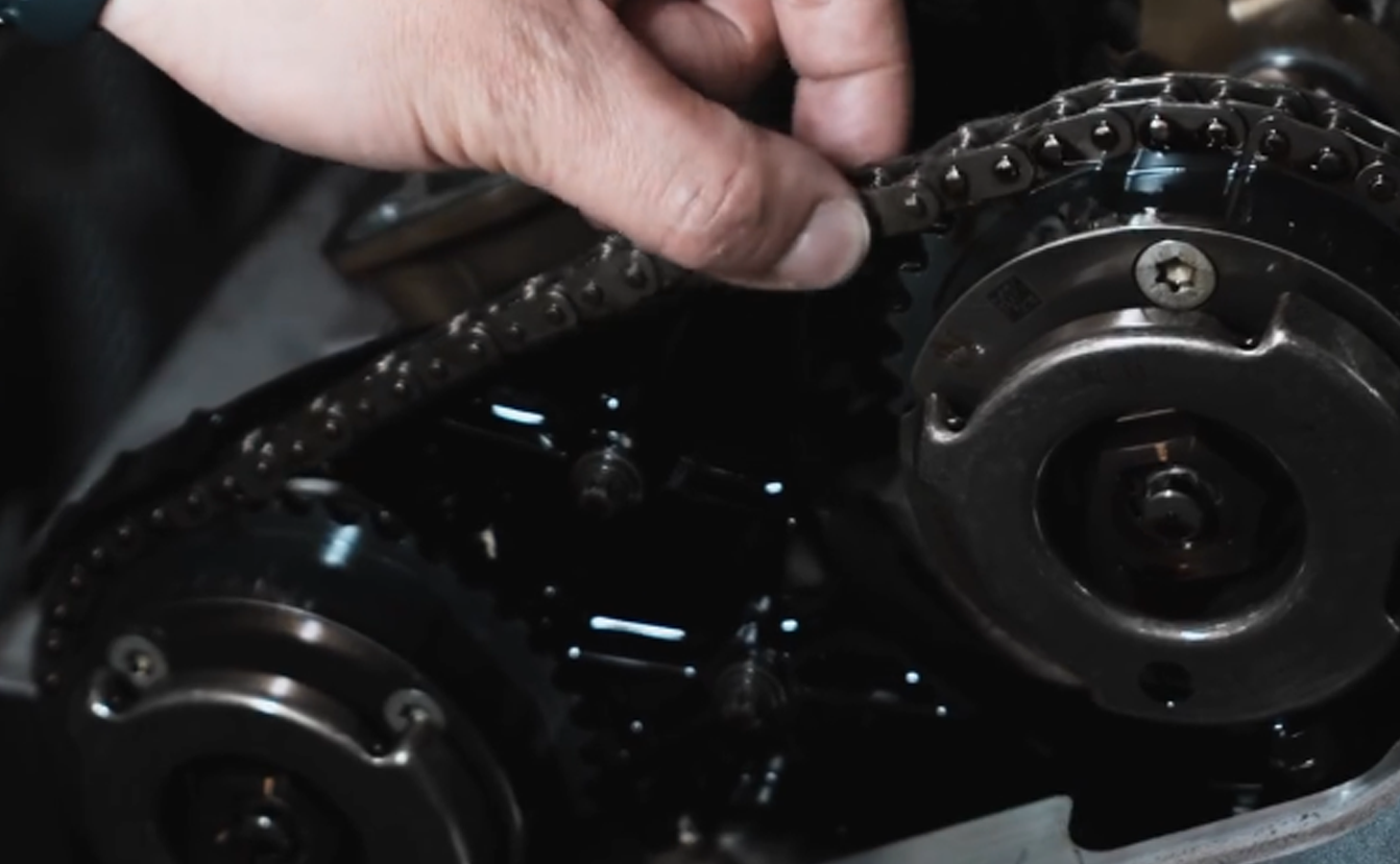 Дали веригата за време на BMW N20 двигател наистина се нуждае от редовна подмяна,